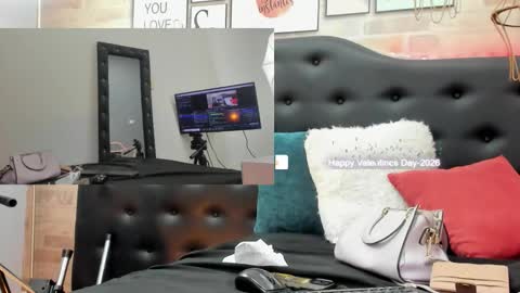 Emma online show from February 16, 2:06 pm