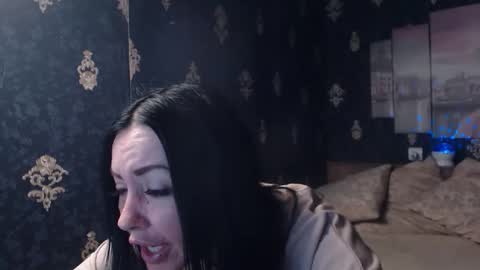 EmmaGoldX online show from February 13, 8:49 am