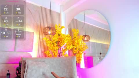 emmalove01 online show from April 6, 2:33 am