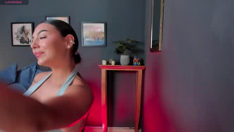 EMMA  online show from May 11, 1:24 pm