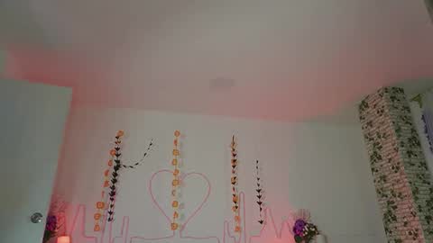 Sara online show from October 12, 11:45 am