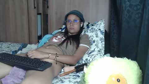 emmasweet95 online show from January 16, 7:17 am