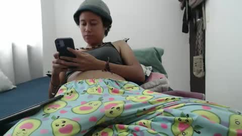 emmasweet95 online show from April 24, 5:16 pm