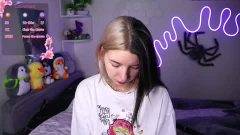 emmie_everly online show from April 13, 7:36 pm