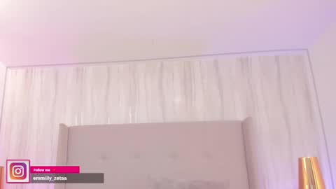 Emmiily online show from October 22, 8:36 pm