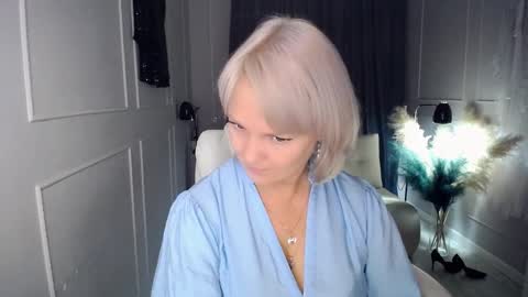 emmmam online show from October 23, 2:23 pm