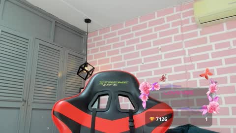 Emy online show from February 13, 10:00 pm