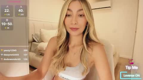 emyconneer online show from July 3, 2:23 pm