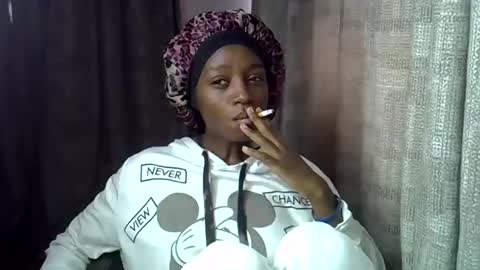 Snapshot of enkarxx chatting on October 2, 12:21 pm enkarxx online show from October 2, 12:21 pm