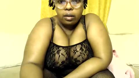 epicsquirt1 online show from December 4, 12:35 am