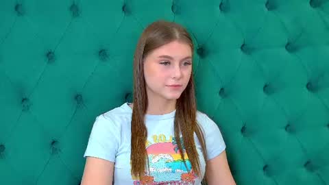 EricaFoxes online show from July 7, 6:47 am