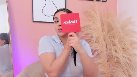 Erika Mendez online show from February 19, 7:05 pm