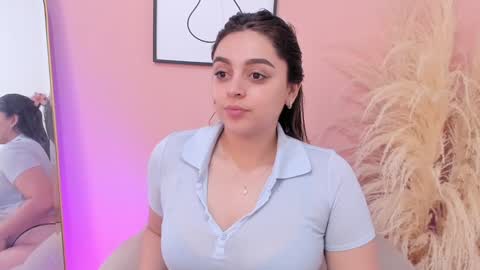 Erika Mendez online show from February 7, 6:56 pm