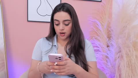 Erika Mendez online show from January 29, 8:25 pm