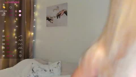 Elina online show from September 28, 5:29 pm