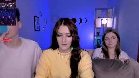 esma_shine online show from November 11, 12:50 am