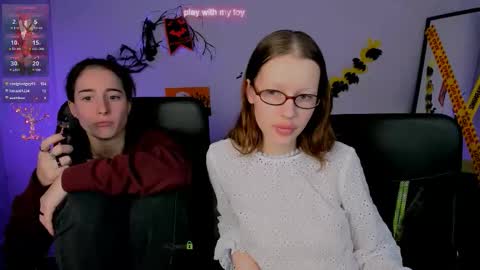 esma_shine online show from October 26, 2:40 am