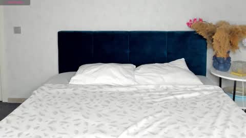 Esme Runn online show from October 22, 3:11 am