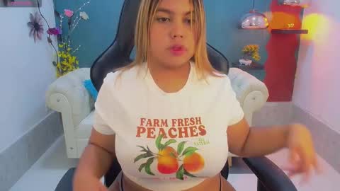 ESMERALDA  online show from February 7, 12:09 pm