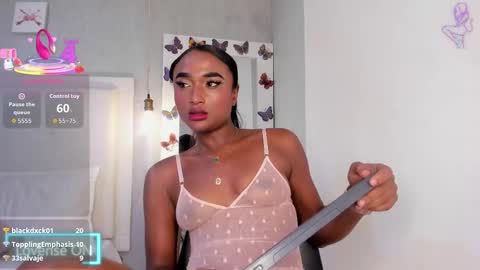 Snapshot of esmeraldanyx chatting on September 19, 11:37 pm esmeraldanyx online show from September 19, 11:37 pm