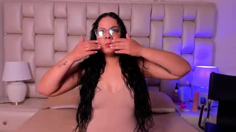 Im elsa online show from October 6, 12:33 pm