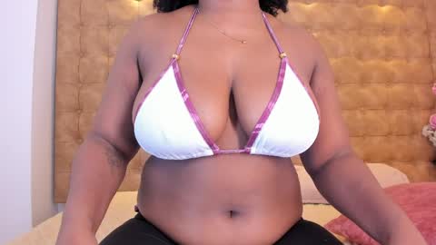 esteffa_ebony online show from April 11, 3:56 am