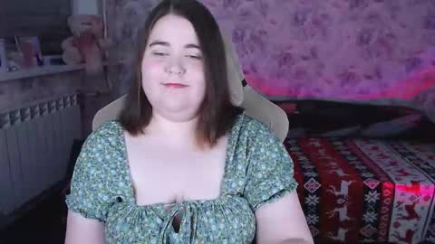 estelle_hicks online show from March 18, 6:57 pm