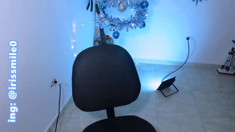 Iris Smile  independent model online show from December 6, 12:34 am