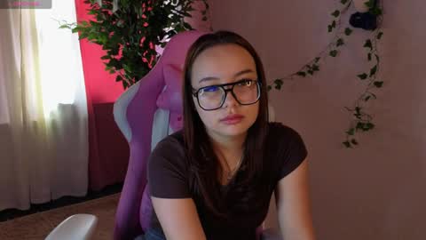 Eva online show from April 30, 9:03 am