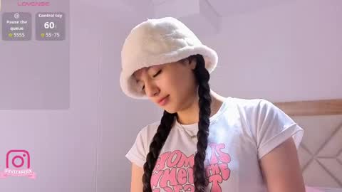 Eva online show from April 8, 10:17 am