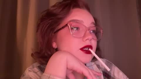 eva_kittenn online show from November 13, 4:06 pm