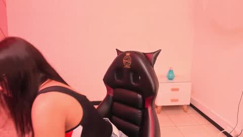 Eva  online show from September 12, 3:41 pm