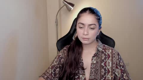 eva_monn online show from December 6, 9:23 pm