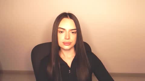 Snapshot of eva_rossee_ chatting on October 20, 7:06 pm Eva online show from October 20, 7:06 pm