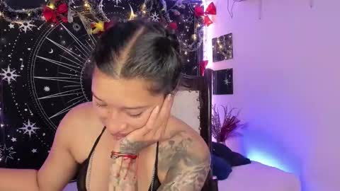 Eva  online show from December 16, 8:09 am