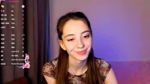 evabradly online show from October 22, 7:30 pm