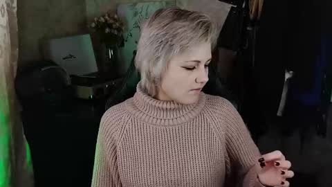 Eva Brownie online show from March 12, 8:51 am