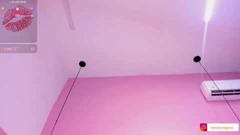 Eva Grace  online show from January 30, 1:44 am