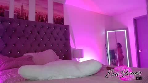 Eva online show from September 10, 7:52 am