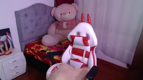 evangelineblossom03 online show from January 15, 10:38 am