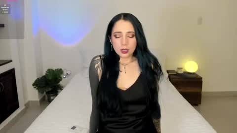 Evangeline online show from April 13, 8:09 pm