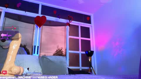 Evangelyne online show from February 6, 4:25 pm