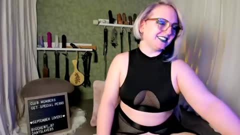 Evan Harlowe online show from October 24, 10:17 pm