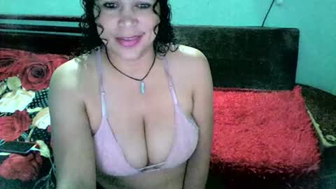 Evania online show from November 21, 2:24 am