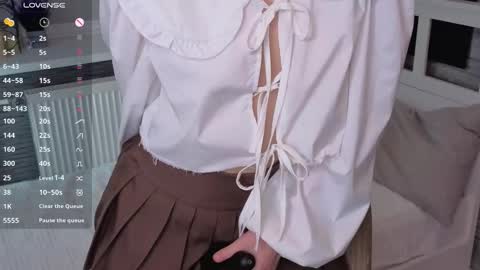 Eva online show from March 1, 7:57 pm