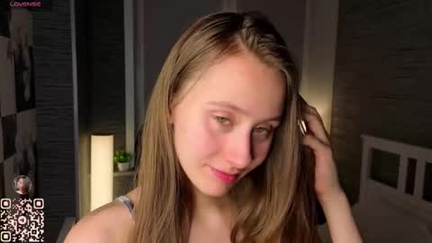 Eva online show from December 3, 7:27 pm