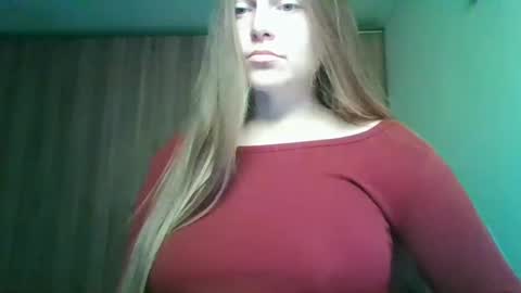 evasapples2026 online show from April 14, 1:22 pm