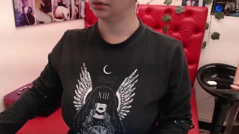 Eva Twiss online show from March 6, 11:25 am