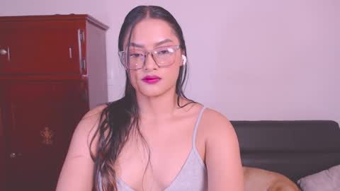 Snapshot of eve_rox18 chatting on September 15, 1:03 am Eve Rox18 online show from September 15, 1:03 am