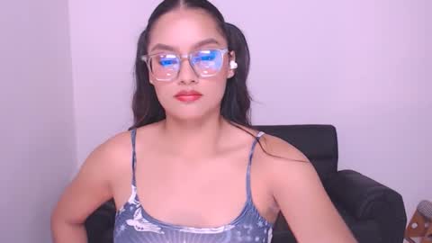 Snapshot of eve_rox18 chatting on December 28, 7:22 am Eve Rox18 online show from December 28, 7:22 am